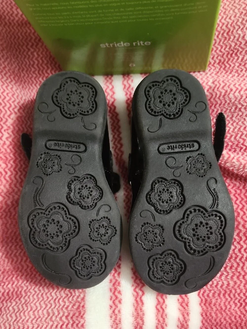 Stride Rite Black Patent Mary Jane Shoes with Bow